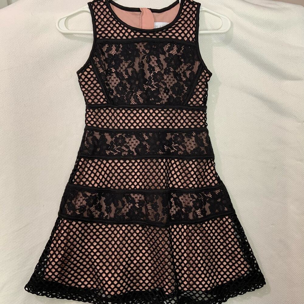 Place Girl’s Lacey Dress 10 Fully lined Back‎ Zipper